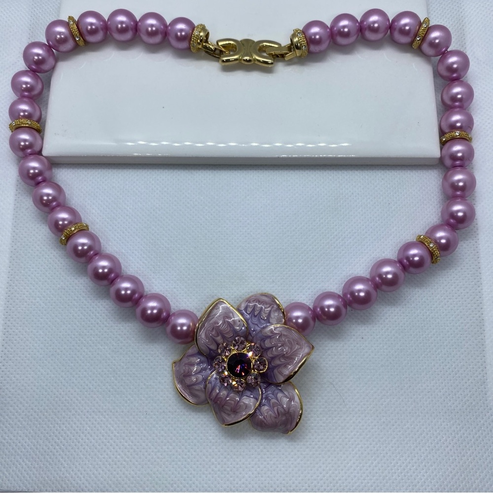Purple (Lilac) Faux Pearl Necklace with a Gold Trimmed Flower and 9 Rhinestones